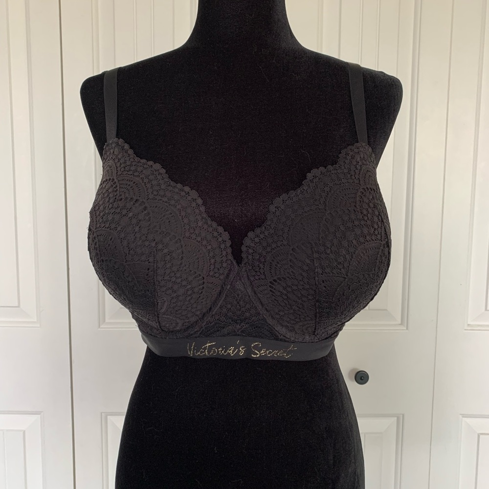 Black lace bra